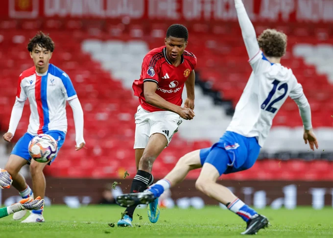 MU vào chung kết FA Youth Cup gặp Man City MU vào chung kết FA Youth Cup gặp Man City