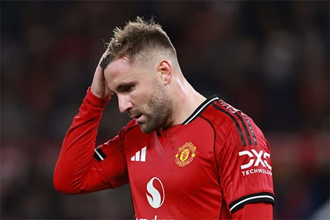 MU yêu cầu Luke Shaw giảm lương để gia hạn hợp đồng MU yêu cầu Luke Shaw giảm lương để gia hạn hợp đồng