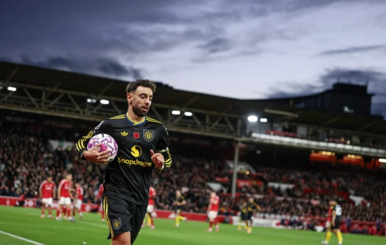Ngôi đền huyền thoại vẫy gọi Bruno Fernandes tại Old Trafford Ngôi đền huyền thoại vẫy gọi Bruno Fernandes tại Old Trafford