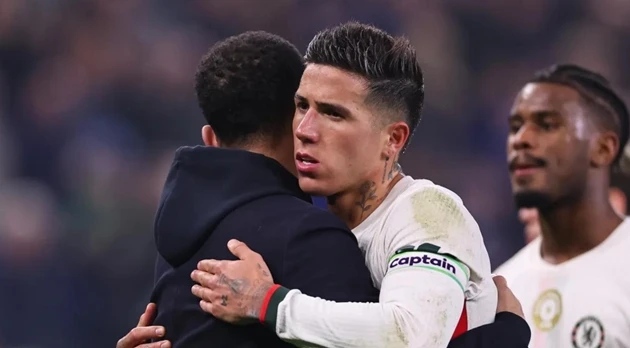 Người đại diện Enzo Fernandez chỉ trích án phạt của Chelsea Người đại diện Enzo Fernandez chỉ trích án phạt của Chelsea