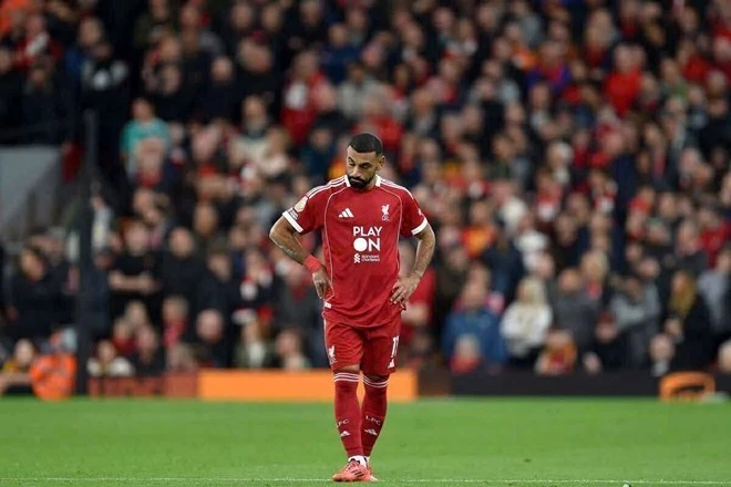 Những bóng ma đe dọa kéo Liverpool 'xuống hạng' Những bóng ma đe dọa kéo Liverpool 'xuống hạng'