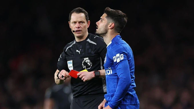 Những con số định nghĩa mùa giải Premier League 2025/26