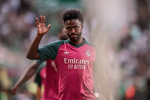 Nỗi ám ảnh của Arsenal: Vô địch Premier League nhưng vẫn chưa đủ mạnh? Nỗi ám ảnh của Arsenal: Vô địch Premier League nhưng vẫn chưa đủ mạnh?