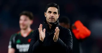 Nối gót Wenger, Arteta giành giải HLV xuất sắc nhất năm