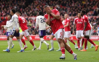 Nottingham Forest quả cảm cầm chân Aston Villa tại City Ground