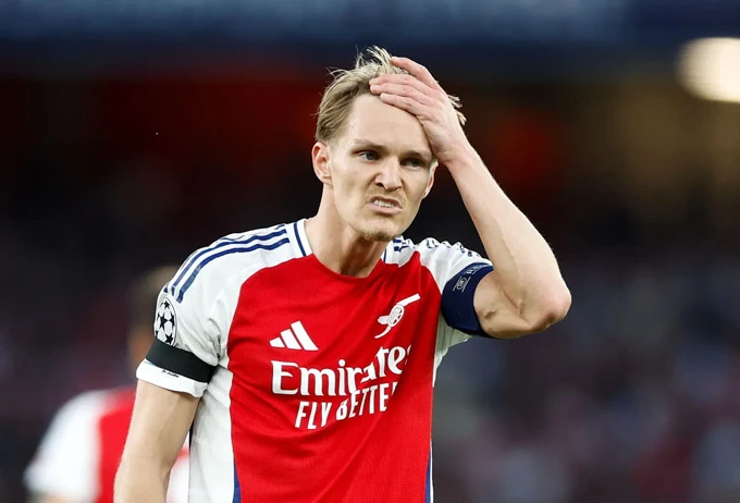 Odegaard khiến fan Arsenal lo lắng trước đại chiến với Atletico Odegaard khiến fan Arsenal lo lắng trước đại chiến với Atletico