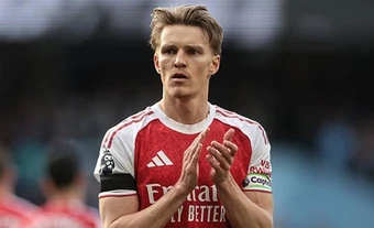 Odegaard phớt lờ áp lực sau trận thua Man City