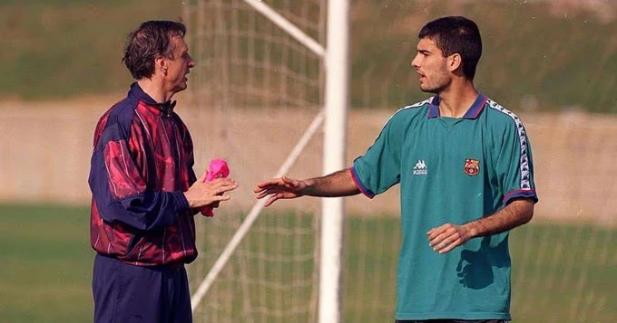 Pep Guardiola: Cậu bé hay khóc ở La Masia và hành trình thành huyền thoại Pep Guardiola: Cậu bé hay khóc ở La Masia và hành trình thành huyền thoại