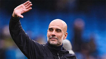 Pep Guardiola thông báo chia tay Man City