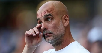 Pep gửi lời nhắn cho người kế nhiệm ở Man City