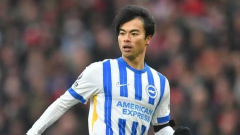 Premier League đã chán kim chi, chuyển sang chuộng sushi Premier League đã chán kim chi, chuyển sang chuộng sushi