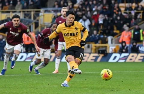 Premier League đã chán kim chi, chuyển sang chuộng sushi Premier League đã chán kim chi, chuyển sang chuộng sushi