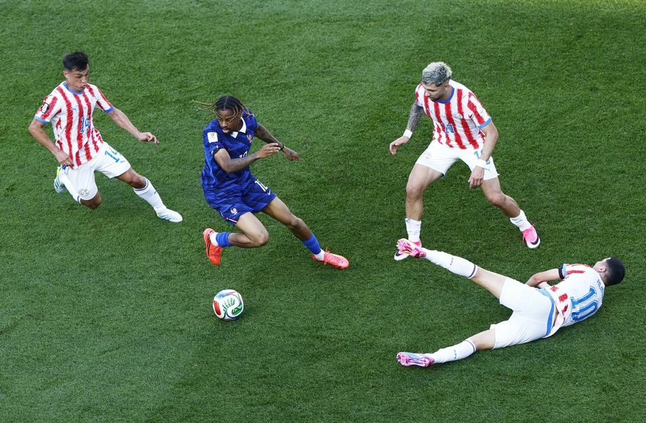 PSG hét giá 145 triệu bảng cho ngôi sao World Cup PSG hét giá 145 triệu bảng cho ngôi sao World Cup