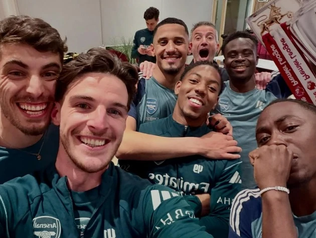 Rice nhắc lại thông điệp sau khi Arsenal lên ngôi Rice nhắc lại thông điệp sau khi Arsenal lên ngôi