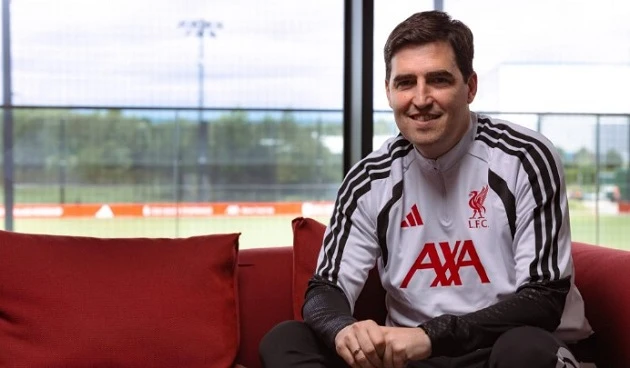 Richard Hughes đạo diễn cuộc cải tổ ghế nóng tại Liverpool Richard Hughes đạo diễn cuộc cải tổ ghế nóng tại Liverpool