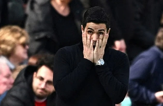 Rio Ferdinand khuyên Arteta đừng đá tử thủ trước Man City Rio Ferdinand khuyên Arteta đừng đá tử thủ trước Man City