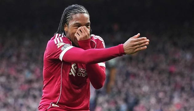Rio Ngumoha tỏa sáng giúp Arne Slot mơ về màn ngược dòng trước PSG Rio Ngumoha tỏa sáng giúp Arne Slot mơ về màn ngược dòng trước PSG