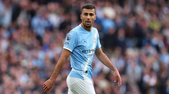Rodri chưa vội chốt tương lai tại Man City