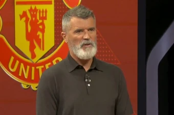 Roy Keane chê Amad Diallo bị hất văng như một đứa trẻ