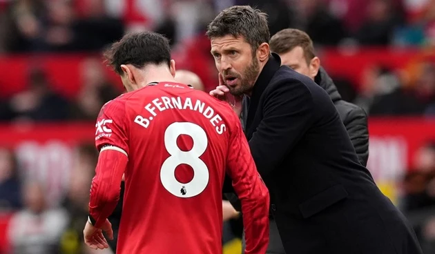 Roy Keane đang tự làm xấu hình ảnh bằng sự cay cú với Man Utd