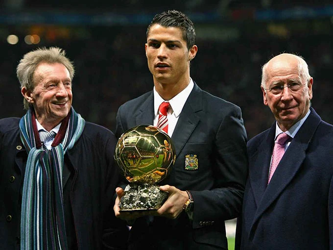 Salah vĩ đại hơn Ronaldo ở Ngoại hạng Anh? E là không thể! Salah vĩ đại hơn Ronaldo ở Ngoại hạng Anh? E là không thể!