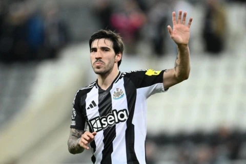 Sandro Tonali: Cú ‘thoát pressing’ của Newcastle đẩy Tottenham vào thế khó Sandro Tonali: Cú ‘thoát pressing’ của Newcastle đẩy Tottenham vào thế khó