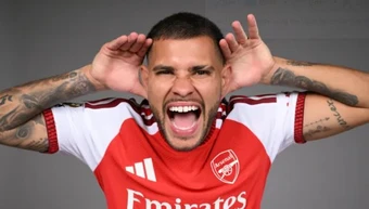 Scholes khen Tonali hay hơn bom tấn Arsenal