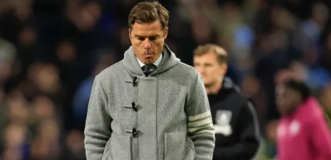 Soi trận Leeds vs Burnley: The Whites quyết giành vé trụ hạng Soi trận Leeds vs Burnley: The Whites quyết giành vé trụ hạng
