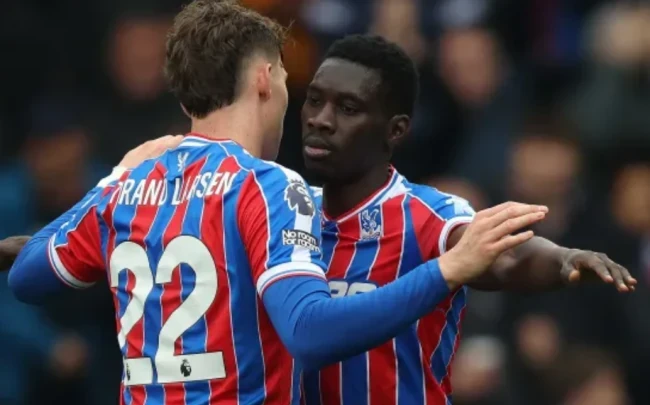 Soi trận Man City vs Crystal Palace: Pep quyết thắng để bám đuổi Arsenal Soi trận Man City vs Crystal Palace: Pep quyết thắng để bám đuổi Arsenal