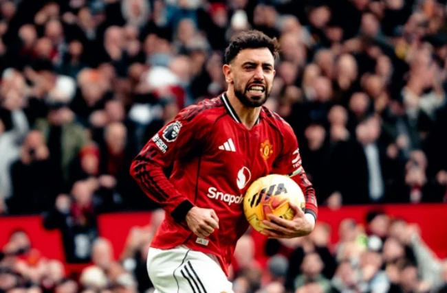 Soi trận Man Utd vs Nottingham: Bruno Fernandes hướng đến kỷ lục