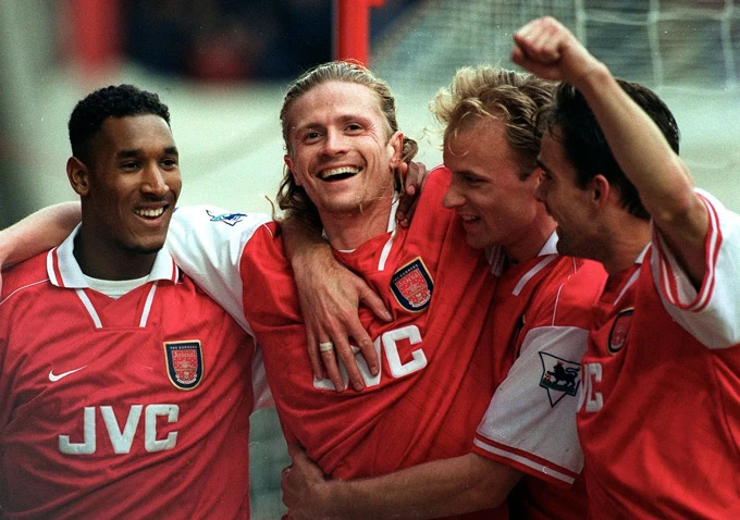Sứ mệnh lịch sử của Arsenal phiên bản 1998 Sứ mệnh lịch sử của Arsenal phiên bản 1998