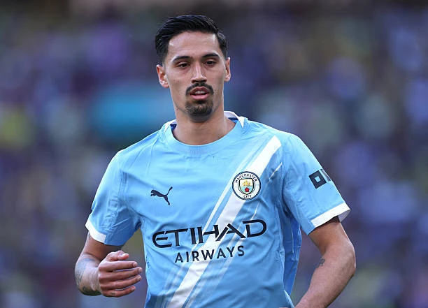 Sự tàn nhẫn của Man City với giấc mơ của Reijnders Sự tàn nhẫn của Man City với giấc mơ của Reijnders