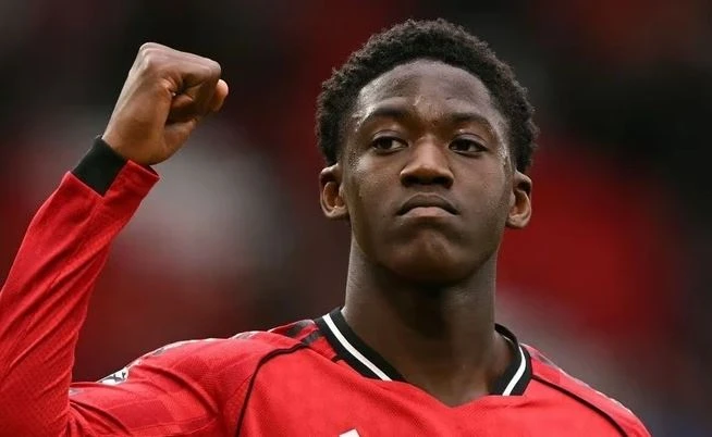 Sự tiến hóa đáng kinh ngạc của Kobbie Mainoo tại Man Utd Sự tiến hóa đáng kinh ngạc của Kobbie Mainoo tại Man Utd