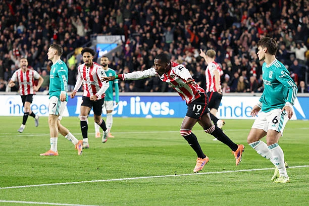Tại sao Brentford có thể phải thua Liverpool để dự Cúp C1? Tại sao Brentford có thể phải thua Liverpool để dự Cúp C1?
