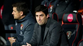 Tại sao Iraola không phù hợp để dẫn dắt Man Utd?