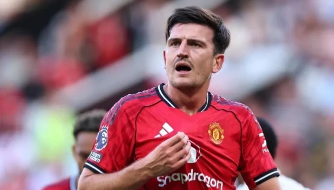 Tại sao Man Utd phải vội vàng giữ chân Harry Maguire? Tại sao Man Utd phải vội vàng giữ chân Harry Maguire?