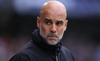 Tại sao Pep Guardiola không tin vào VAR?