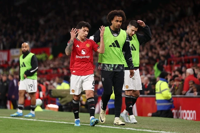 Tầm ảnh hưởng của Martinez và bài toán chiến thuật cho Carrick Tầm ảnh hưởng của Martinez và bài toán chiến thuật cho Carrick