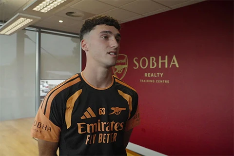 Tân binh Arsenal tiết lộ lý do chia tay MU Tân binh Arsenal tiết lộ lý do chia tay MU