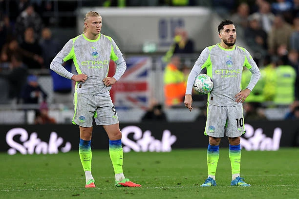 Thảm họa trước Everton và bài toán thủ lĩnh của Manchester City