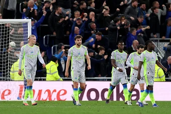 Thảm họa trước Everton và bài toán thủ lĩnh của Manchester City