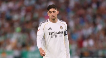 Tham vọng chiêu mộ Valverde khẳng định vị thế của Manchester United