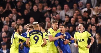 Thắng derby London, Chelsea áp sát nhóm dự cúp châu Âu
