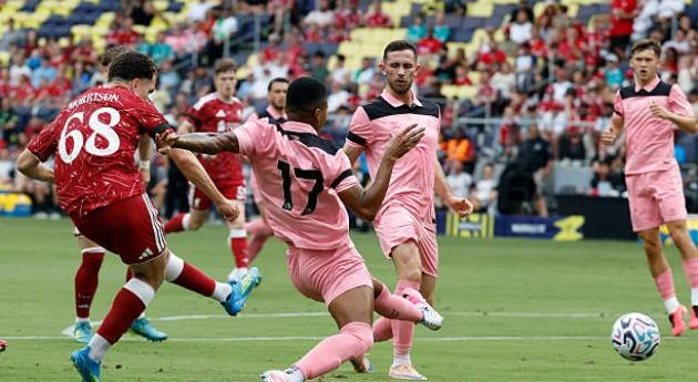 Thắng Sunderland 4-2, Liverpool phô diễn chiều sâu lực lượng Thắng Sunderland 4-2, Liverpool phô diễn chiều sâu lực lượng