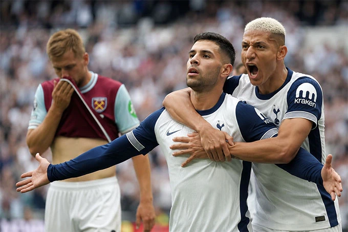 Tottenham có thể thoát xuống hạng nhờ... Arsenal
