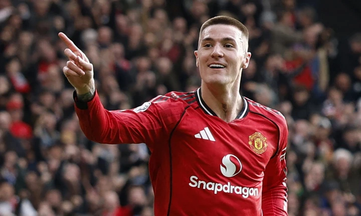 Trực tiếp bóng đá Man Utd 3-1 Aston Villa: Sesko ghi bàn, Fernandes 2 kiến tạo Trực tiếp bóng đá Man Utd 3-1 Aston Villa: Sesko ghi bàn, Fernandes 2 kiến tạo