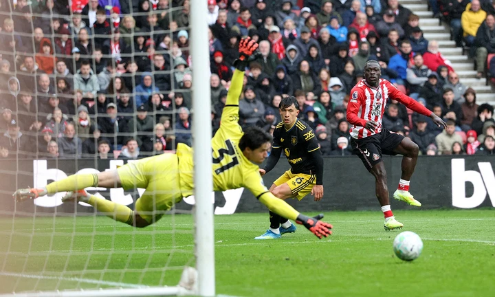 Trực tiếp bóng đá Sunderland 0-0 Man Utd, vòng 36 Ngoại Hạng Anh ngày 9/5 Trực tiếp bóng đá Sunderland 0-0 Man Utd, vòng 36 Ngoại Hạng Anh ngày 9/5