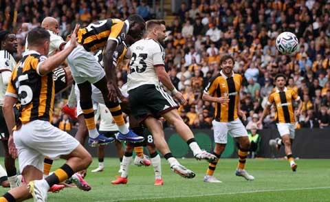 Trực tiếp Hull 2-0 MU: Rashford vào sân Trực tiếp Hull 2-0 MU: Rashford vào sân