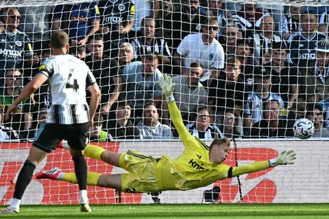 Trực tiếp Newcastle 1-0 Liverpool: Tốc độ chóng mặt Trực tiếp Newcastle 1-0 Liverpool: Tốc độ chóng mặt