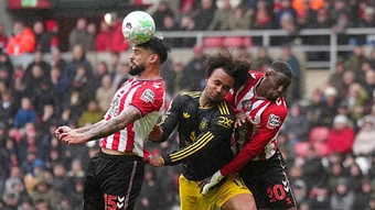 Trực tiếp Sunderland 0-0 MU: Quỷ đỏ thiếu tham vọng